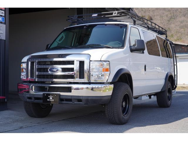 E-150 XLT 8人乗り Smittybiltキャリア