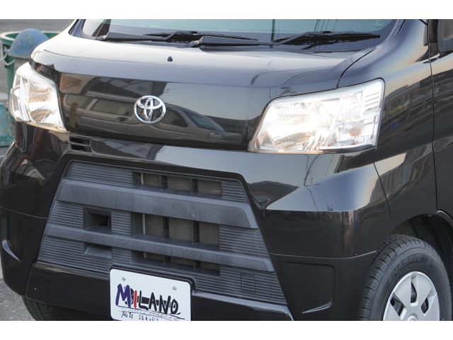 トヨタ ピクシスバン クルーズターボ タイヤ4本・荷室マット新品交換