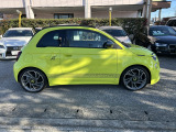 アバルト500eカブリオレ スコーピオニッシマ 
