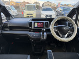 ステップワゴン 2.0 スパーダ Z クールスピリット 4WD 車検残(令和8年6月)/定期点検...