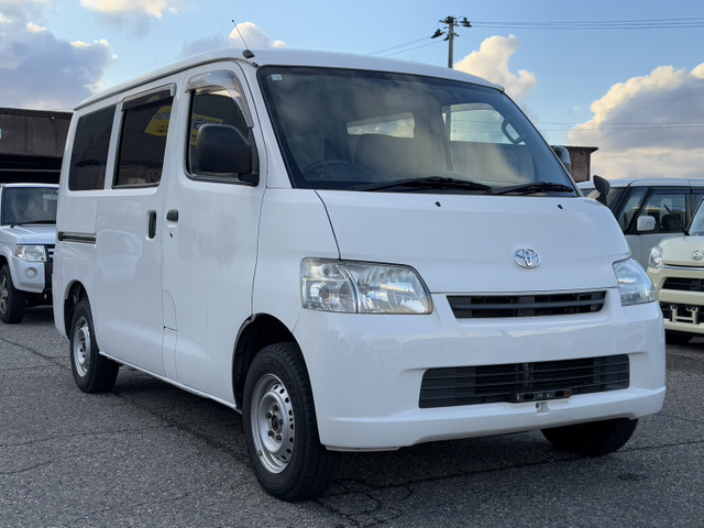 タウンエースバン 1.5 GL 4WD 1年車検付き/社外ナビ/ETC