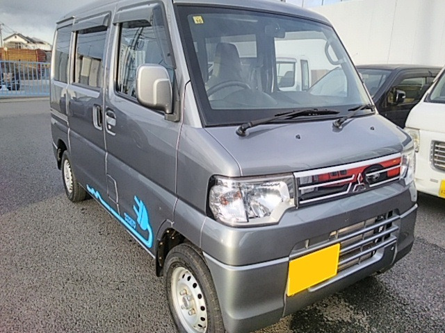 ミニキャブミーブ CD 16.0kWh 4シーター 電気自動車 キーレス シートヒータ CD