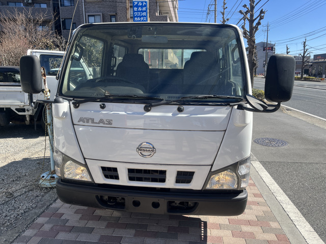 アトラス 4.8 ダブルキャブ ディーゼル スムーサー ペダル無
