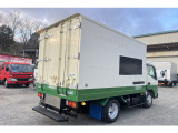 キャンター  バン 前室冷蔵冷凍車