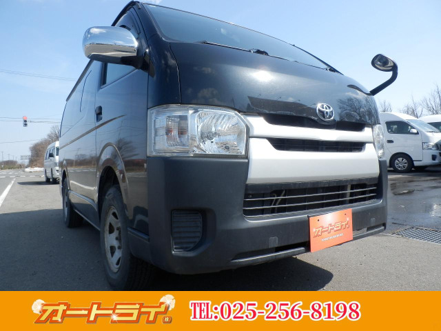 ハイエースバン 3.0 DX ロング ディーゼル 4WD 9人乗りナビ DTV ETC
