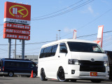 ハイエース 2.7 GL ロング ミドルルーフ フルエアロ ローダウン ベッドアレンジ