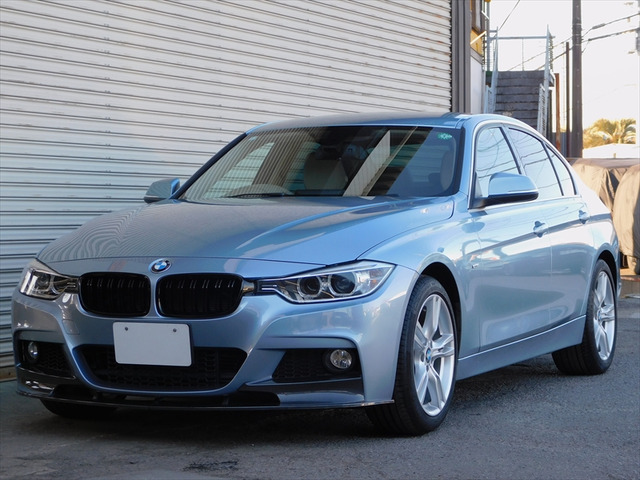 3シリーズセダン 320i モダン 意外と希少なモダン内装