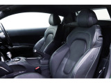 R8 5.2 FSI クワトロ 4WD 右H/6MT/カーボンブレーキ/AL13