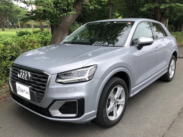 Q2 1.0 TFSI スポーツ 美車★パーシャルレザーシート