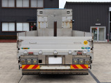 クオン  25t 平ボデー 総輪エアサス AT車