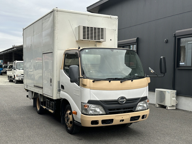 デュトロ  バン 一部冷蔵冷凍機付 5速MT