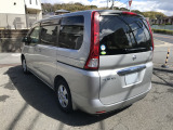 セレナ 2.0 G 26000キロ