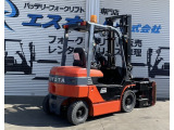 トヨタL&F 電動フォークリフト 4.0M2.5tハイマストロールクランプ
