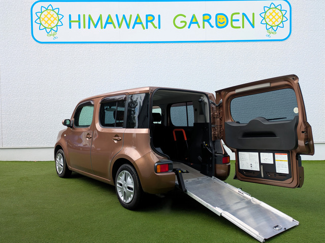 キューブ  車いす固定装置付/スロープ/リモコン