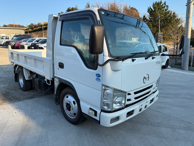 タイタン  3tダンプ 総額車検付き フロア6速MT