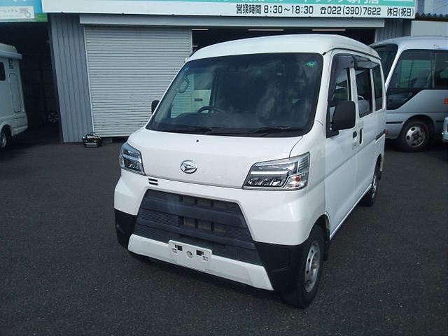 ハイゼットカーゴ デラックス SAIII ハイルーフ 4WD 