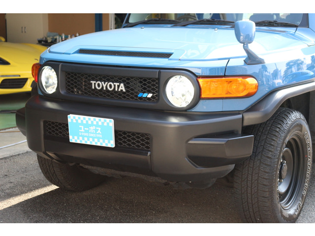 トヨタ FJクルーザー 4.0 カラーパッケージ 4WD リアラダー の中古車