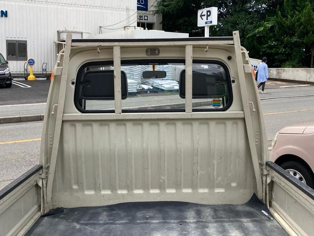 三菱 ミニキャブトラック 4速MT 作業灯 荷台マット付き 三方開 の中古