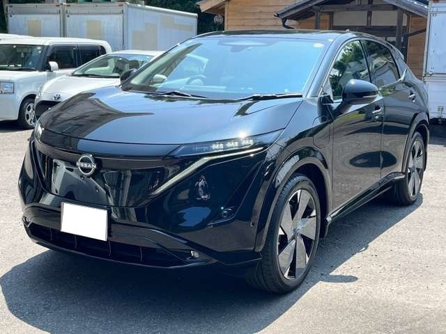 アリア B9 e-4ORCE リミテッド 4WD ナッパレザー ガラスルーフ 寒冷地