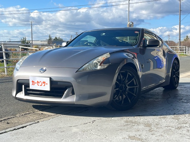 中古車 日産 フェアレディZ 3.7 バージョン S 6MT ローダウン 19AW の 