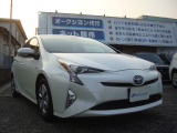 トヨタ プリウス