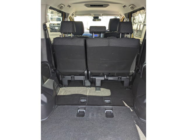 中古車 トヨタ ノア 2.0 X マルチ ユーティリティ 4WD R2年式道路作業  