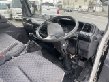 3050cc 1.4t 1.4トン 平ボディ 内外装仕上げ済み 走行60000K ディーゼル パワステ パワーウインドウ 5速 5MT 3人乗り