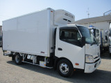 デュトロ  3t冷凍車 -30℃ 格納ゲート