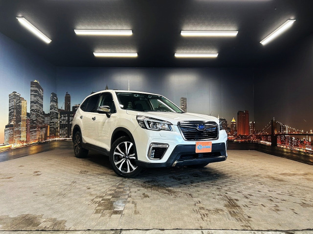 フォレスター 2.5 プレミアム 4WD 黒半革 アイサイト レーダークルーズ