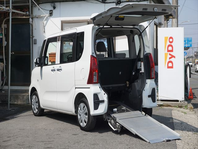 タント L スマートアシスト 非装着車 スローパー電動ウィンチ