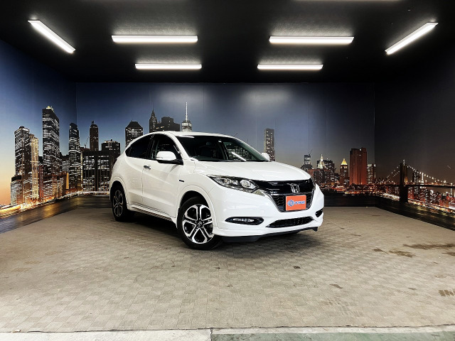 ヴェゼル 1.5 ハイブリッド Z ホンダセンシング 4WD ナビ装着用スペシャルPKG 黒半革...