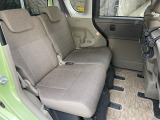 後部座席も広々してます!お問い合わせはTEL06-6430-1230 E-mail cars_genesis2007@yahoo.co.jpまで!!☆