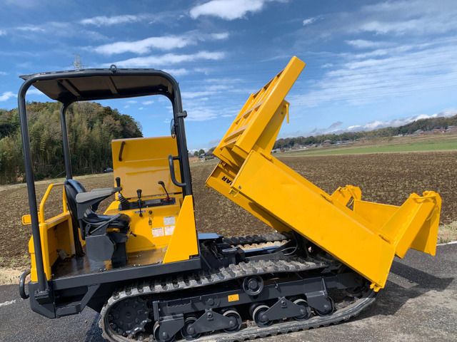 キャリアダンプ ヤンマー　C30R-2　オール塗装済　整備点検済み キャリアダンプ ヤンマー C30R-2 オール塗装済 整備点検済み