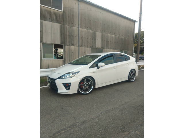 プリウス 1.8 S ツーリングセレクション G's 2年車検付き ローダウン 社外アルミ