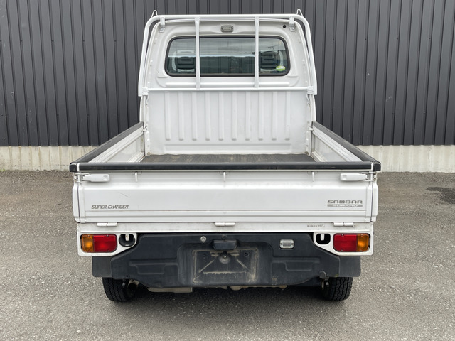 サンバートラック　Sチャージャー　4WD　AT 車高調　車検R8/4 軽トラ サンバートラック Sチャージャー 4WD AT 車高調 車検R8/4 軽トラ