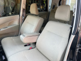 トラックの車検や整備、販売も承っております。小型から大型までご対応可能です。