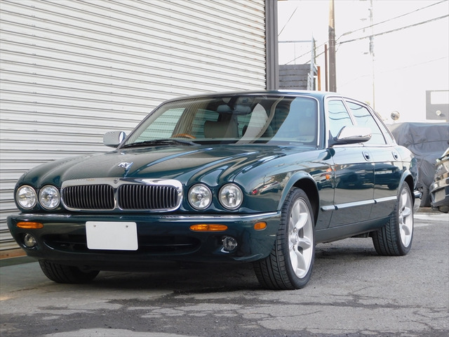 XJ XJ エグゼクティブ 3.2-V8 天井内装貼替え済み!2DINナビ!