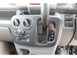 ☆車内内装においては専用の特種な材料を使用しクリーニングを行っております☆