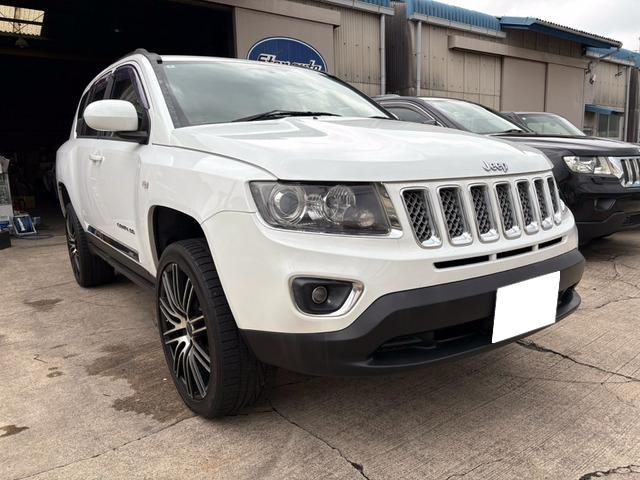 コンパス リミテッド 4WD 2㌅リフトアップ/車検R9年4月まで