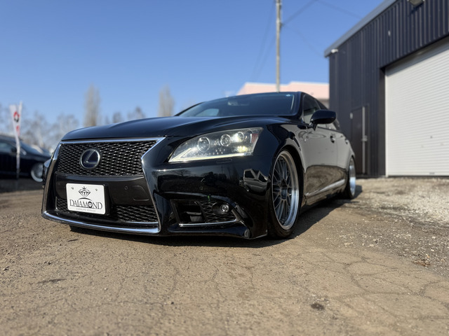 レクサス LS 460 バージョンS 後期仕様/20インチ/エアサス の中古車