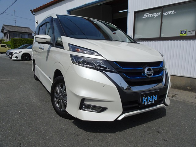 セレナ 1.2 e-POWER ハイウェイスター V 全方位カメラ フリップダウンモニター