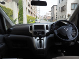 NV200バネット  福祉車両 スロープタイプ 車イス2名仕様