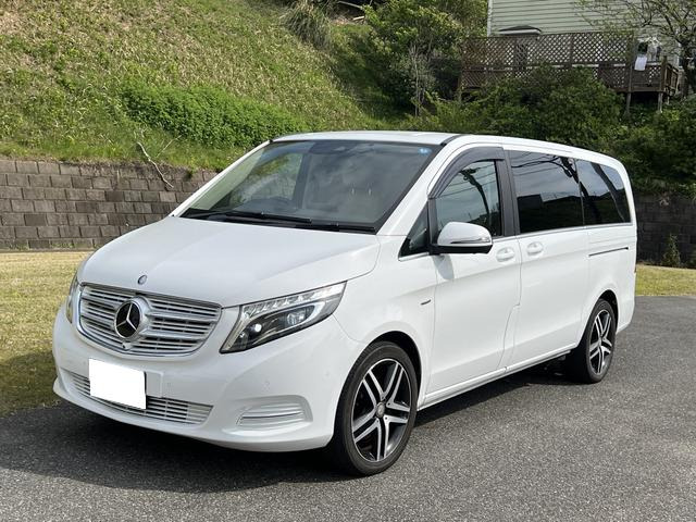 中古　メルセデス・ベンツ　Vクラス　左フロントフェンダー　一部歪みあり 中古 メルセデス・ベンツ Vクラス 左フロントフェンダー 一部歪みあり