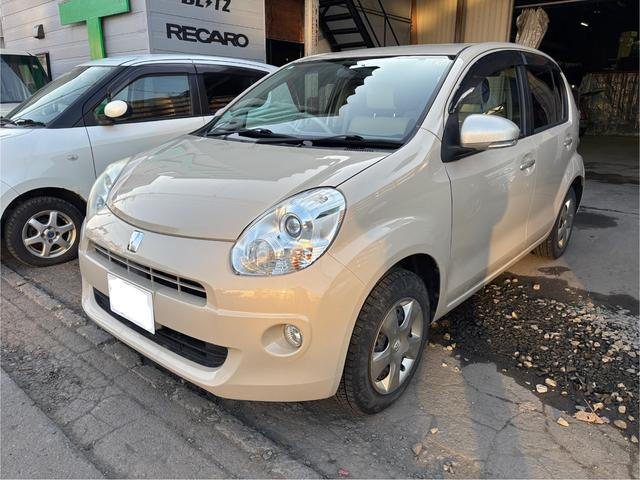 パッソ 1.0 プラスハナ 4WD 