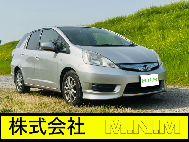 フィットシャトルハイブリッド 1.3 C 2年車検整備付 ナビ テレビ スペアキー