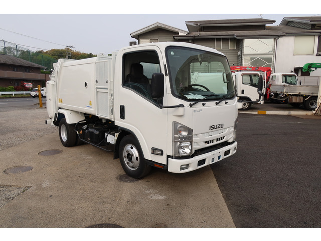 エルフ  巻き込みパッカー車 積載2950kg