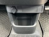 【支払総額推進店】お車をご覧い頂きまして、誠に有難う御座います。在庫車両になりますので、是非ご都合の宜しい時に、見に来て下さい。来店予約をされると、ご案内がスムーズです。