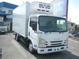 エルフ  2tロングワイド中温冷凍車・2室式