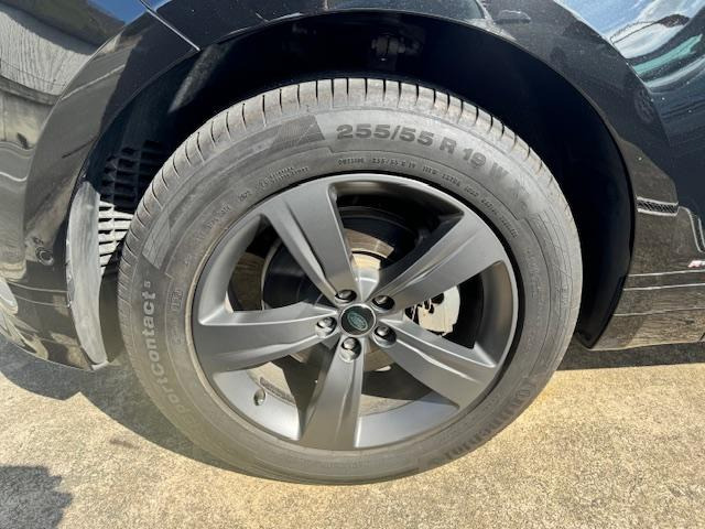 ランドローバー レンジローバーヴェラール R ダイナミック S 180PS 4WD