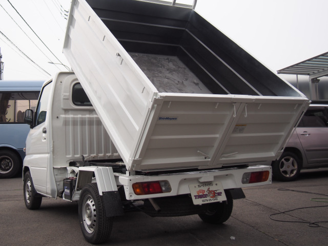 三菱 ミニキャブトラック 新明和製深ダンプ 4WD 5MT AC の中古車詳細